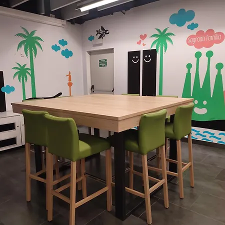 Twentytu Hostel Barcelona