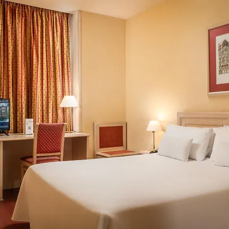 Sunotel Aston Hotel