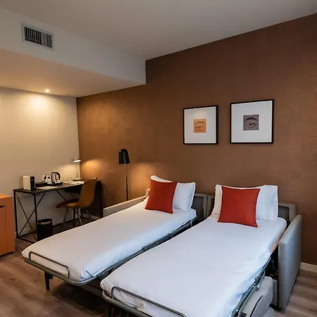 Atenea Rekord Otel