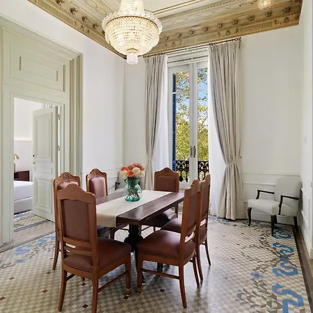 Boutique H10 Catalunya Plaza מלון 3*