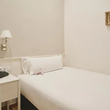 Meson Castilla Atiram
