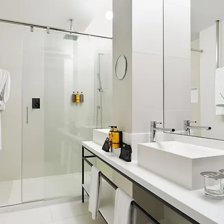 H10 Urquinaona Plaza (adults Only) Барселона
