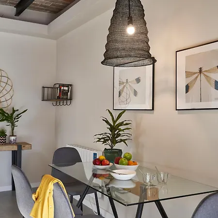Ainb Eixample-miro Appartement