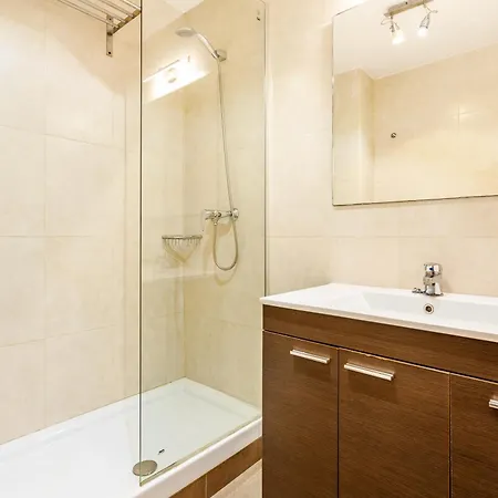 Daire Heart Of The Sunny With Iconic Terrace View *