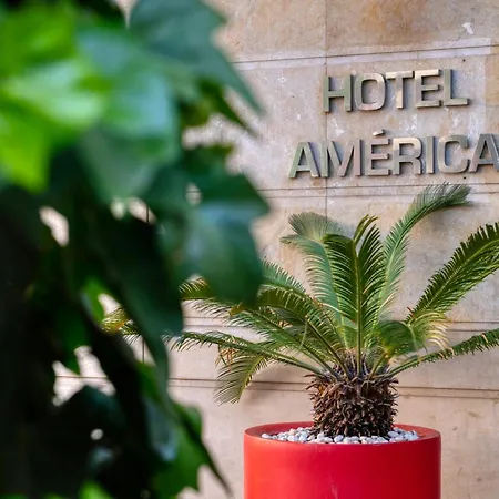 Hotell America 4*