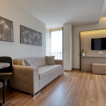Hotell America 4*