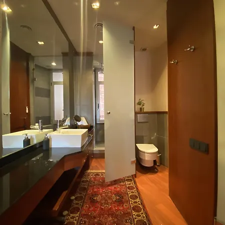 Luminous Designer Loft Style Eixample Views By Myrentalhost Lägenhet *