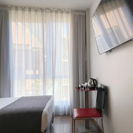 Sm Sant Antoni Hotel 3*