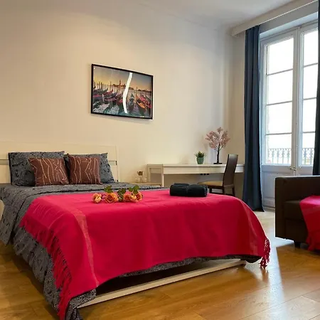By La Rambla Rooms * Barcellona