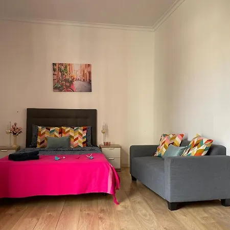 By La Rambla Rooms Barcellona