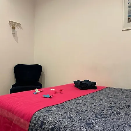 By La Rambla Rooms