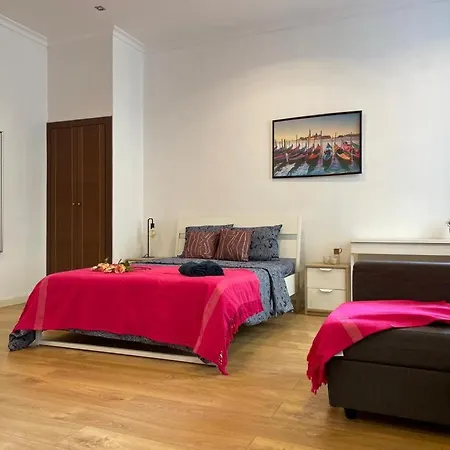 Ostello By La Rambla Rooms *