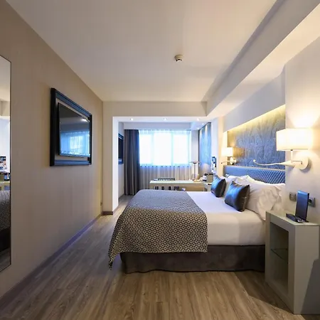 Hotel Catalonia Square 4* Sup 4*