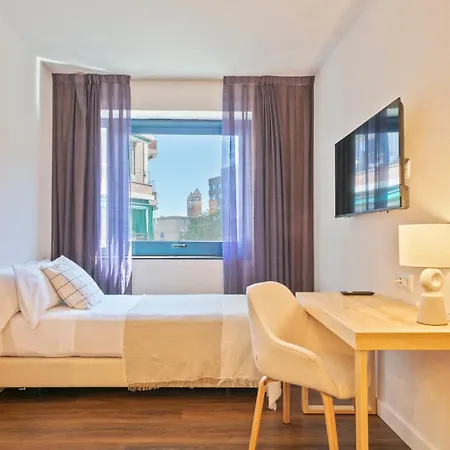 Hotel Acta Azul