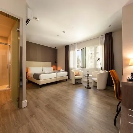 Hotel Oasis 2*