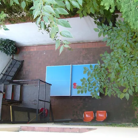 Hostel Studio Hostel *