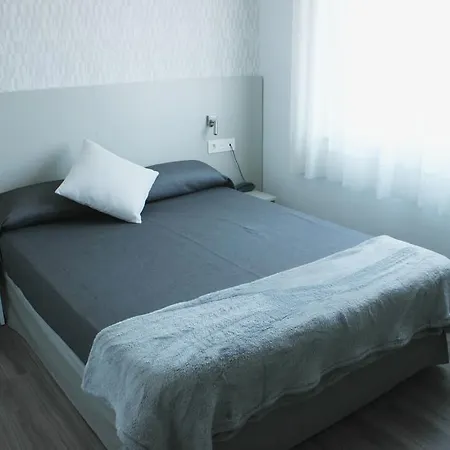 Residencia D'investigadors אכסניה *