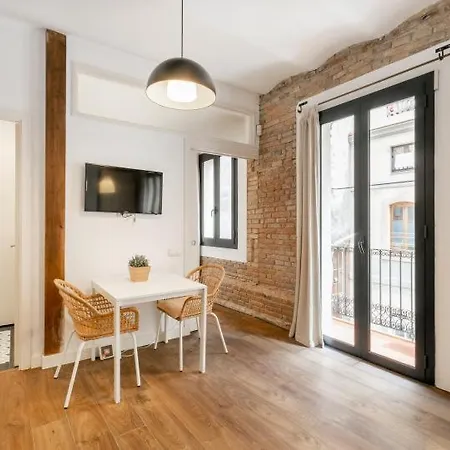 Apartamento Cozy With Balcony Sqm *