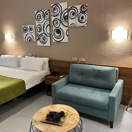 Hotel Aneto *