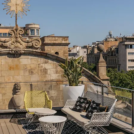 Bagues, A Small Luxury Of The World
