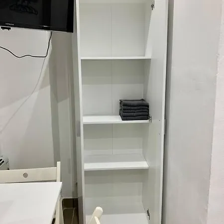 In By Perita Next Metro St T1 Apartment *