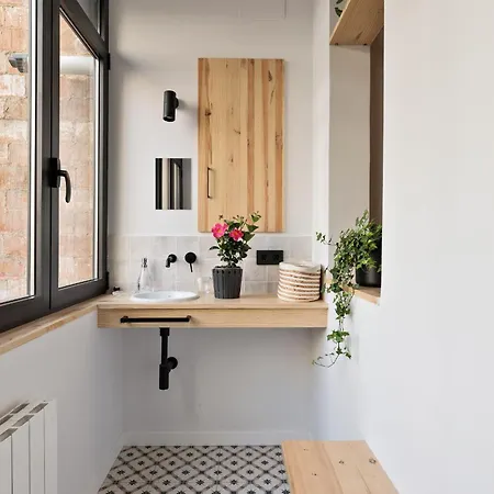 Apartment Poble Sec Charming Apartment *