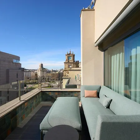 Hotel Catalonia Square 4* Sup