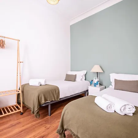 Appartamento Rocafort In Eixample Barcellona
