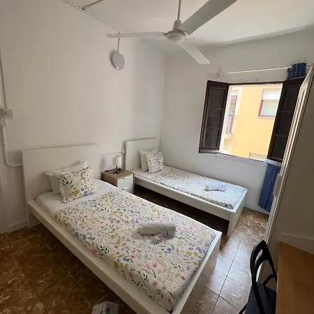 Maison d'hôtes Youth - And Basic Drassanes Barcelone