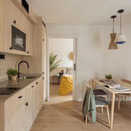 Libere Sant Antoni Aparthotel 3*