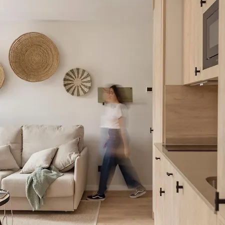 Libere Sant Antoni Aparthotel Barcelona