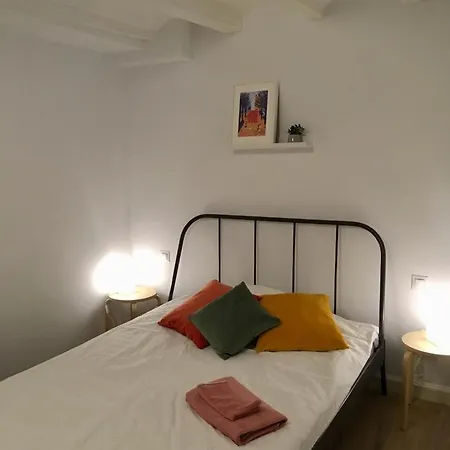 Ramblas Backup Apartment