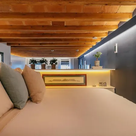 Fully Equipped Upscale Loft Weekly Cleaning Incl Lägenhet