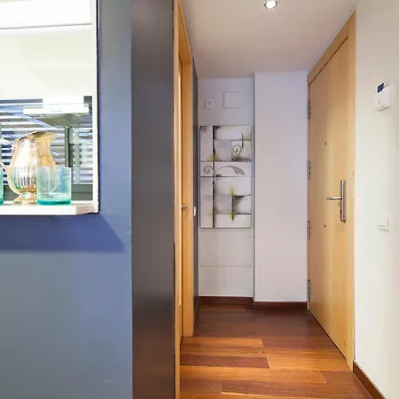 Lägenhet My Space Emirates - Splendid With Terrace And Pool Near Park Gueell Barcelona
