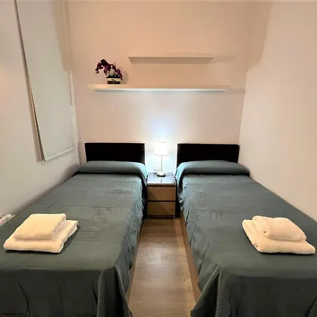 Valencia Nocleg ze śniadaniem *
