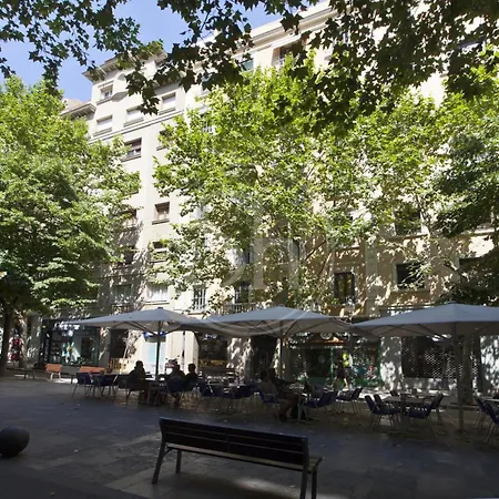 Apartamento Al Lado De Sagrada Familia