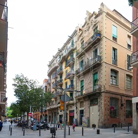 Appartamento Con Terraza En Poble Sec Barcellona