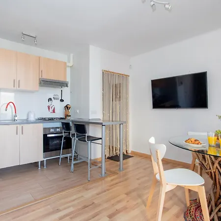 Apartment Tarent Sunny