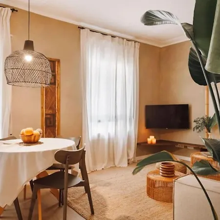 דירה Baka - 2 Bedroom With Terrace In Sant Gervasi ברצלונה