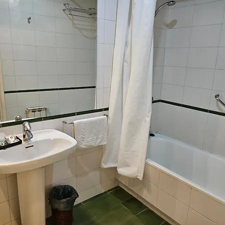 Апартаменты Sant Jordi Girona 97 *