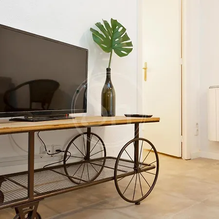 Apartment Dos En Gracia Barcelona