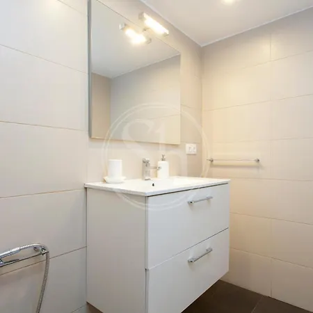 Agradable Y Luminoso Ideal 5 Apartment *