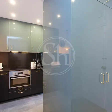 Agradable Y Luminoso Ideal 5 *