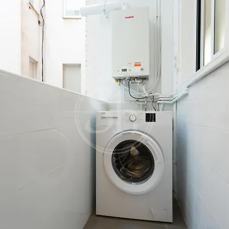 Apartment Zona Sagrada Familia Iii *