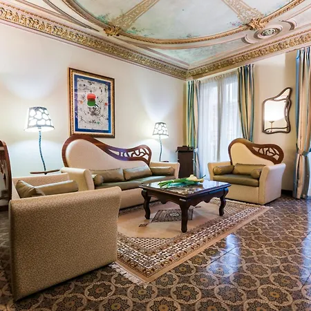 Rialto Hotel
