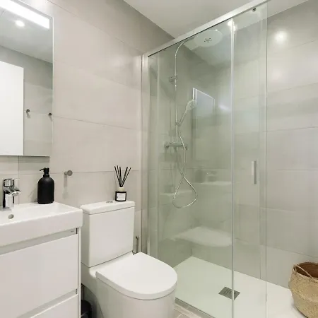 Apartment Pompei - 2 Bedrooms, Balcony And Terrace In Ciutat Vella *