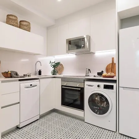 Pompei - 2 Bedrooms, Balcony And Terrace In Ciutat Vella Barcelona
