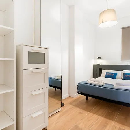 Fridays Flats Spacious 4br Family Retreat * Barcellona