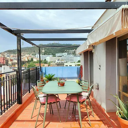 Amazing Views & Terrace! Gracia - Parc Gueell * برشلونة
