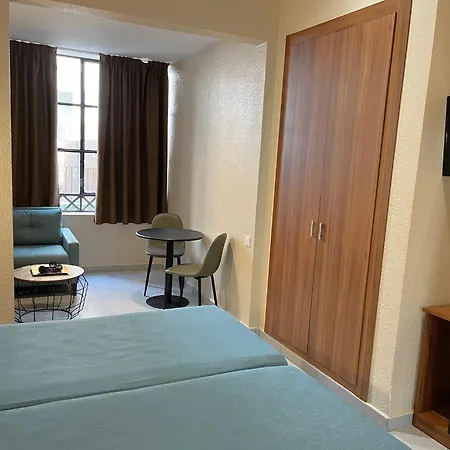 Aneto Hotel